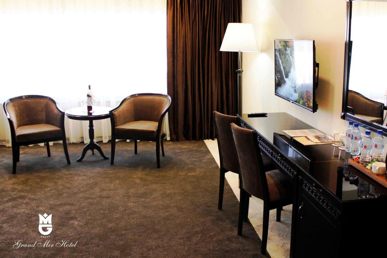 Grand Mir Hotel Tashkent Esterno foto